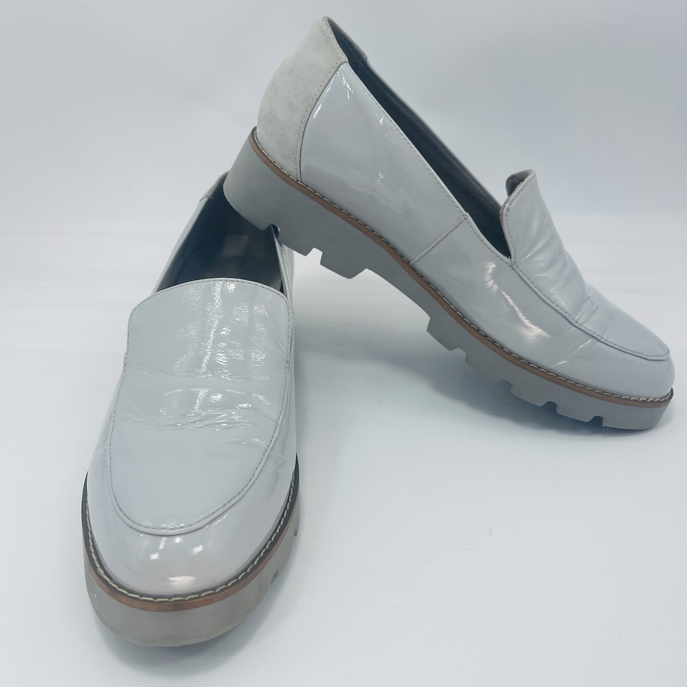 Vionic Women's Loafers Kensley Dove Gray‎ Crinkle Patent Size 7.5